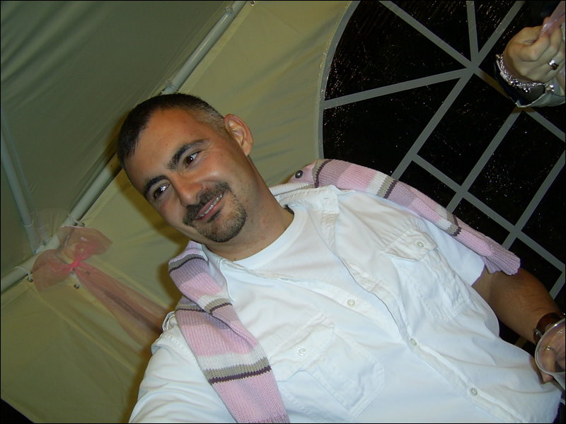 [SA402905.JPG]
